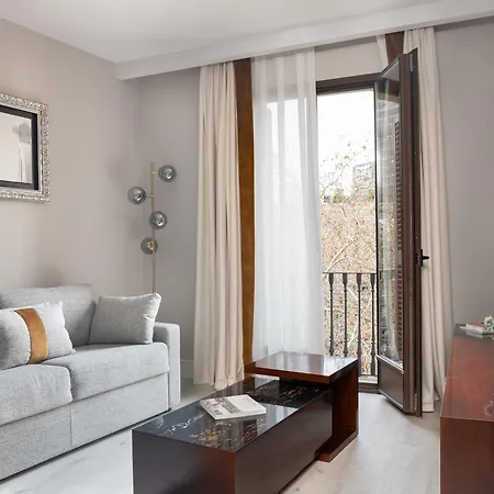 Apartment Center *